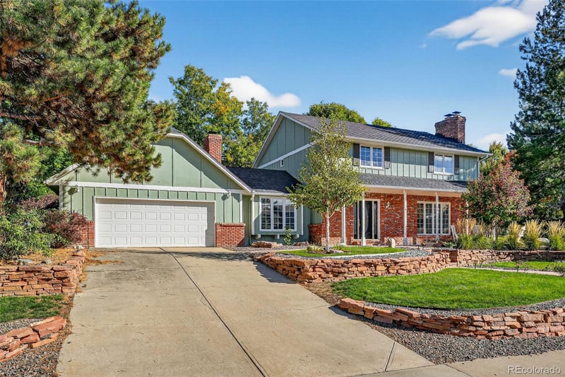 1074 Princeton Dr, Longmont, CO 80503