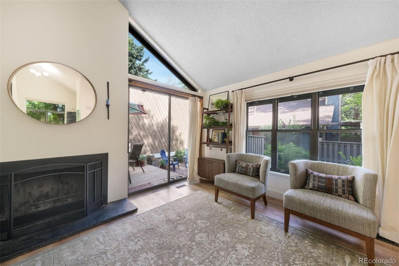 10229 E Peakview Ave, Englewood, CO 80111