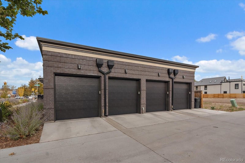 879 30th St, Denver, CO 80205