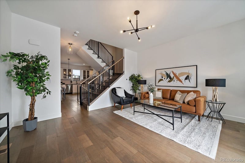 879 30th St, Denver, CO 80205
