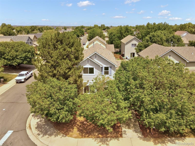 11811 115th Dr, Henderson, CO 80640