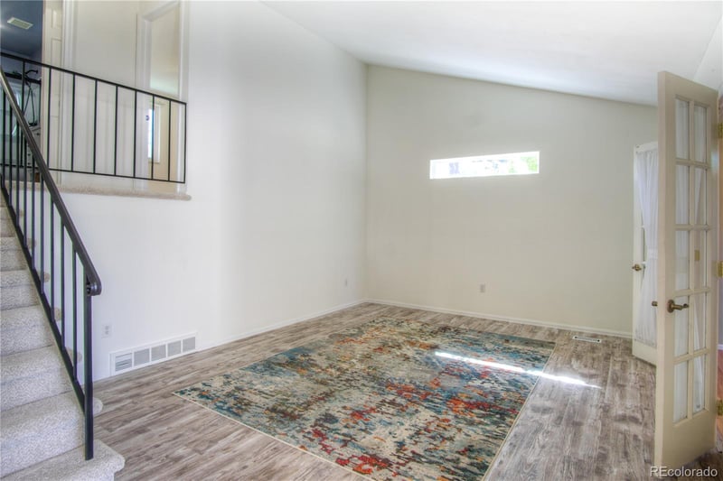 8707 Glasgow Pl, Littleton, CO 80128