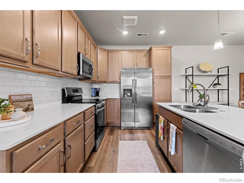 6825 Maple Leaf Dr #102, Timnath, CO 80547