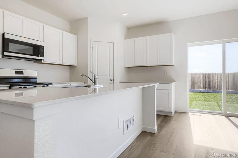 395 Wildflower Ct, Bennett, CO 80102