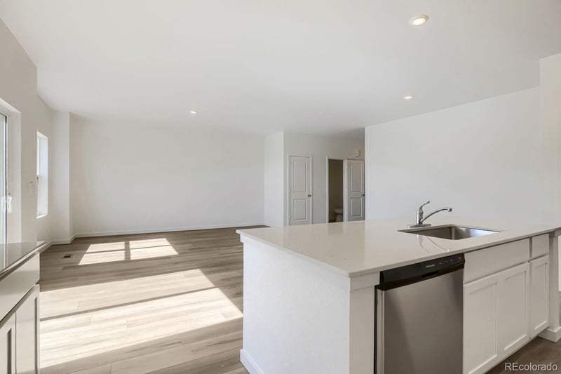 395 Wildflower Ct, Bennett, CO 80102