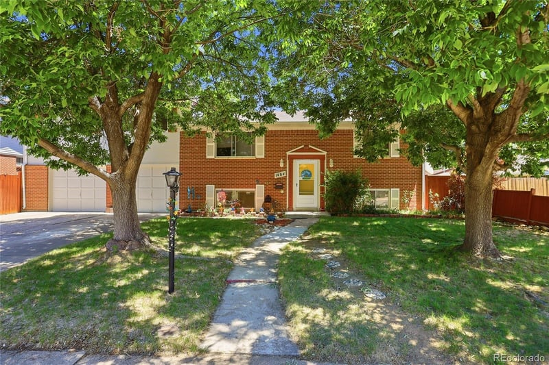 1484 Balsam Ct, Lakewood, CO 80232