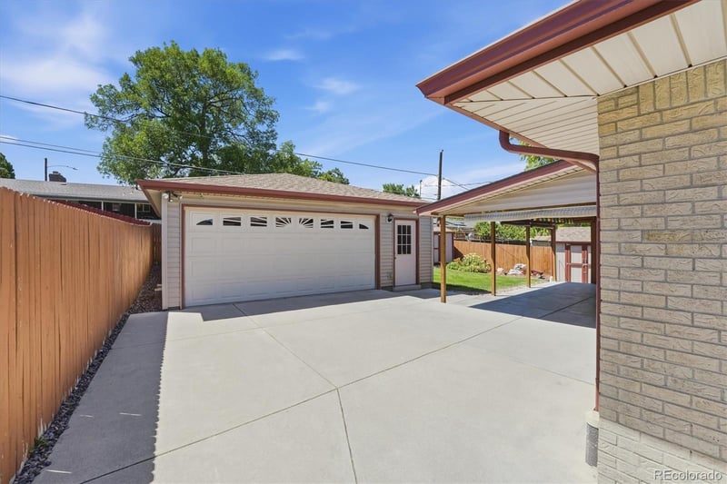 8239 Loretta Dr, Denver, CO 80221
