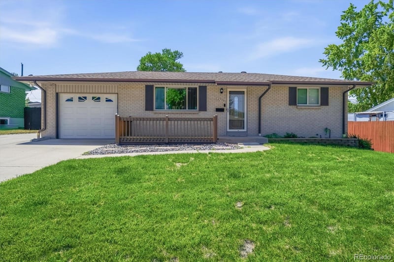 8239 Loretta Dr, Denver, CO 80221