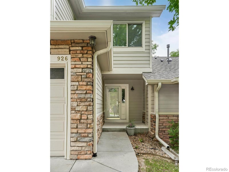 926 Hover Ridge Cir, Longmont, CO 80501