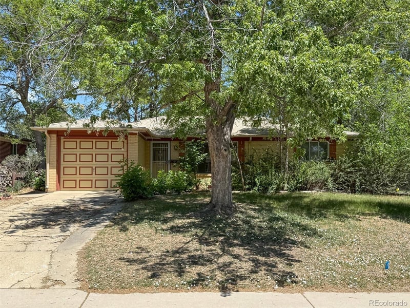 975 9th Ave, Broomfield, CO 80020