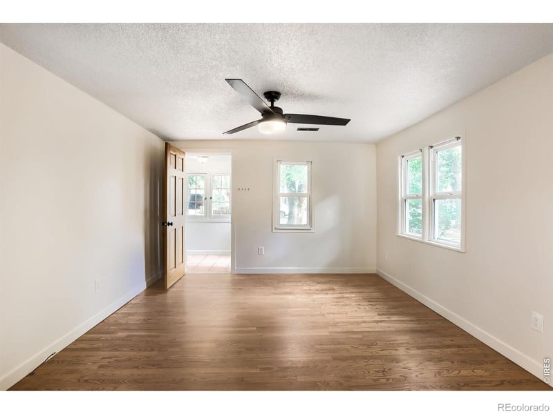 1041 Pratt St, Longmont, CO 80501