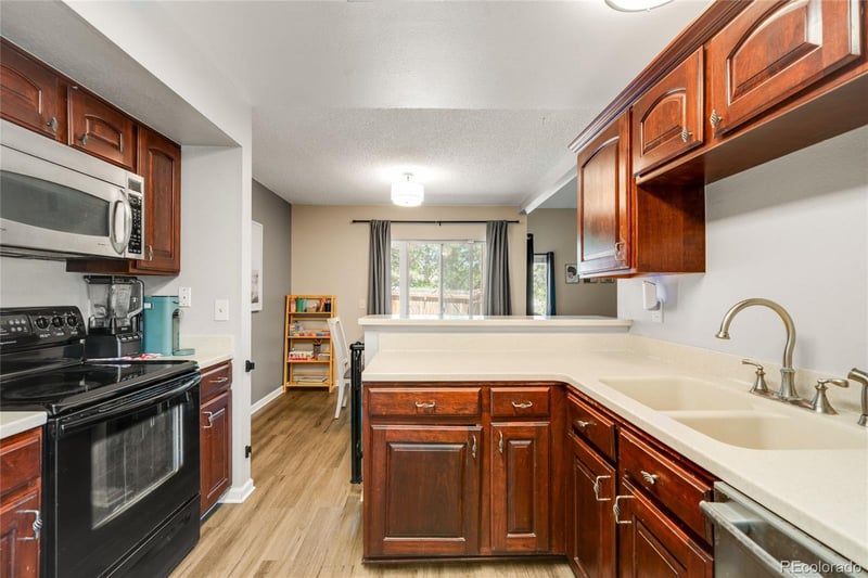 10279 Fair Ave #D, Littleton, CO 80127