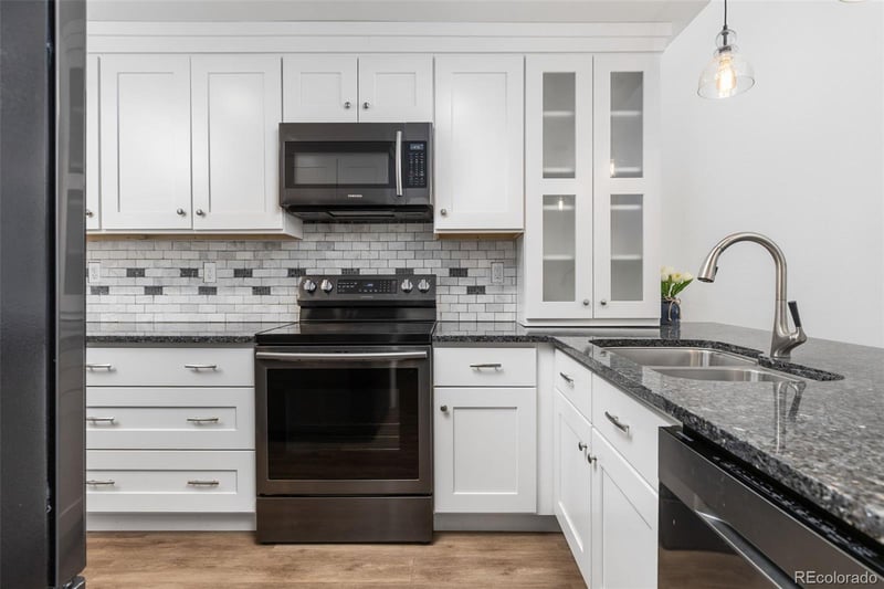 7161 S Vine Cir, Centennial, CO 80122