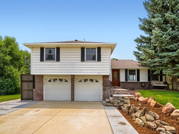 12875 Hillcrest Dr, Longmont, CO 80504