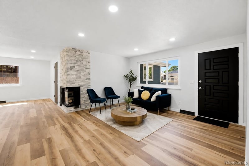 7400 W Bails Ave, Lakewood, CO 80232