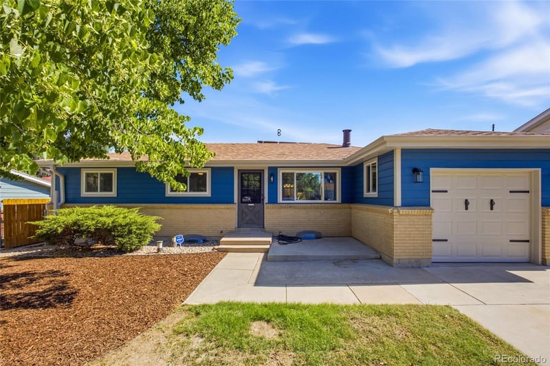 7400 W Bails Ave, Lakewood, CO 80232