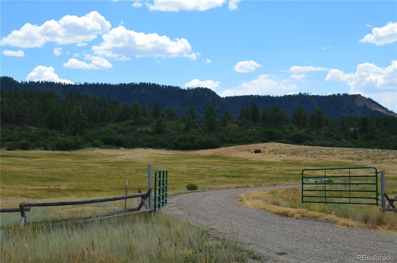 73 Parelli Institute Dr, Pagosa Springs, CO 81147