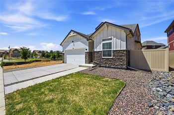 957 Highlands Cir, Erie, CO 80516