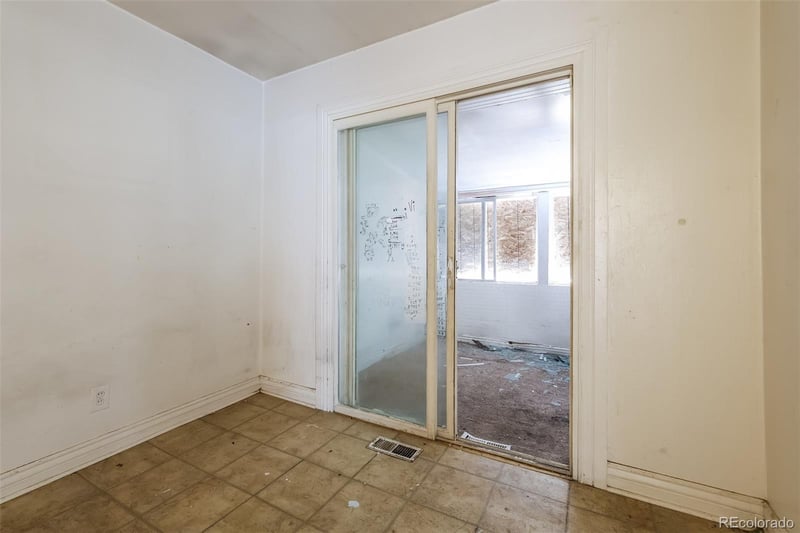 1585 Verbena St, Denver, CO 80220