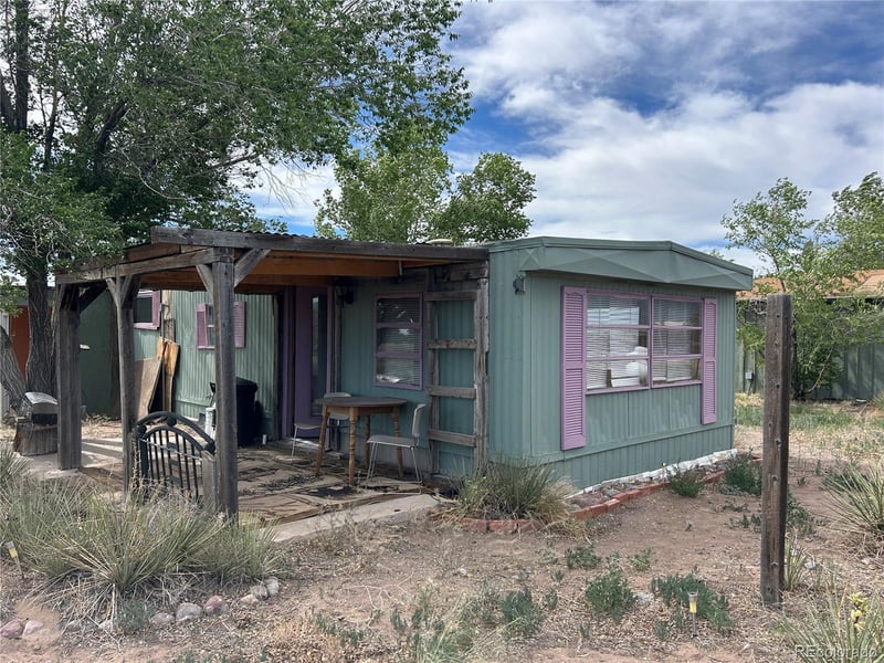 319 Palisade Ct, Crestone, CO 81131