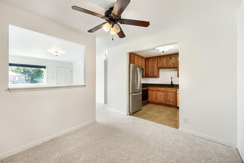 930 Victor St, Aurora, CO 80011