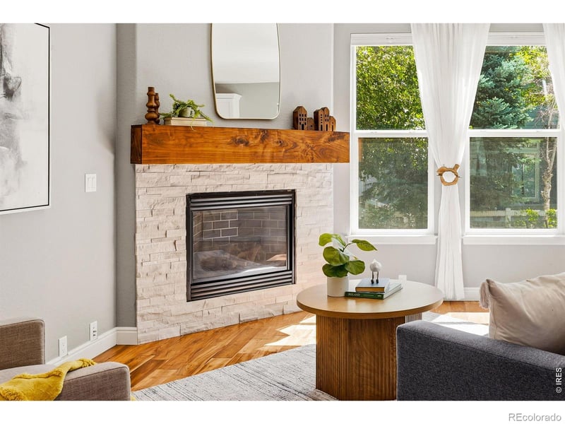 1604 Naples Ln, Longmont, CO 80503