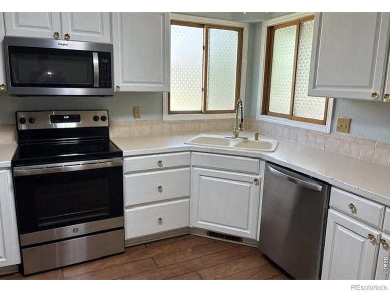 2294 Security Ct, Loveland, CO 80538