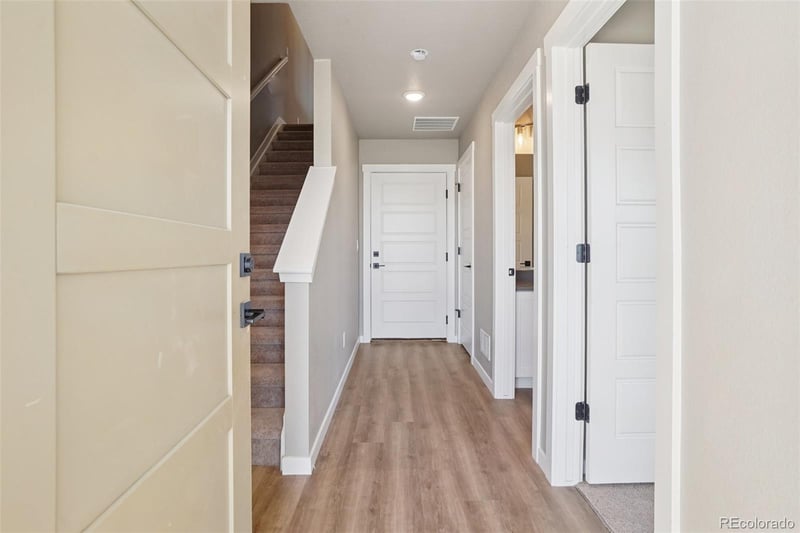 24161 54th Pl, Aurora, CO 80019
