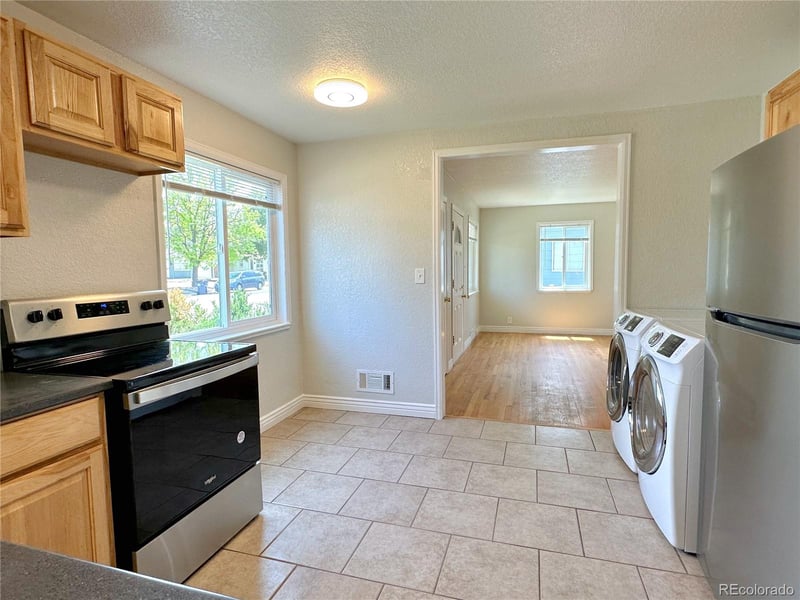891 Lansing St, Aurora, CO 80010