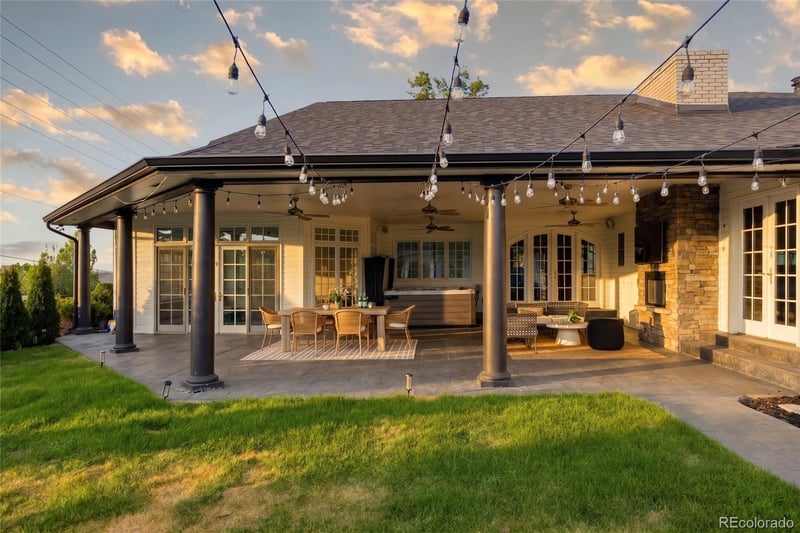 8659 Kenyon Ave, Denver, CO 80237
