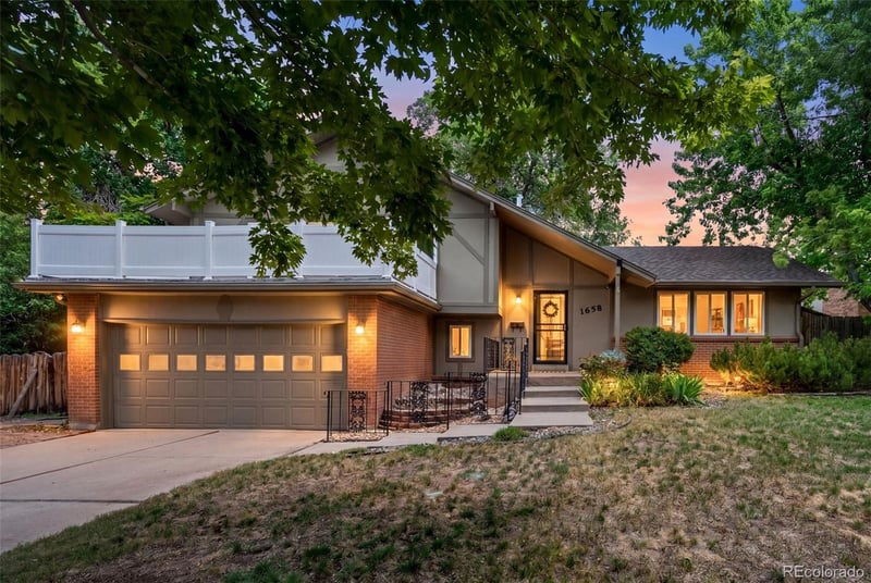 1658 Ironton St, Aurora, CO 80012