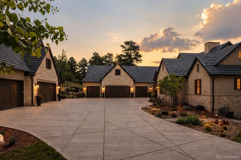940 Twisted Pine Rd, Golden, CO 80401