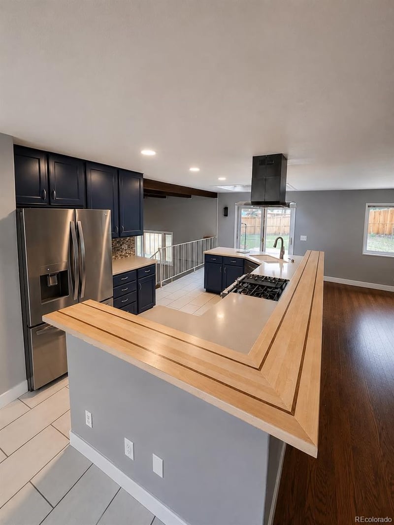 2443 Carr Ct, Lakewood, CO 80227