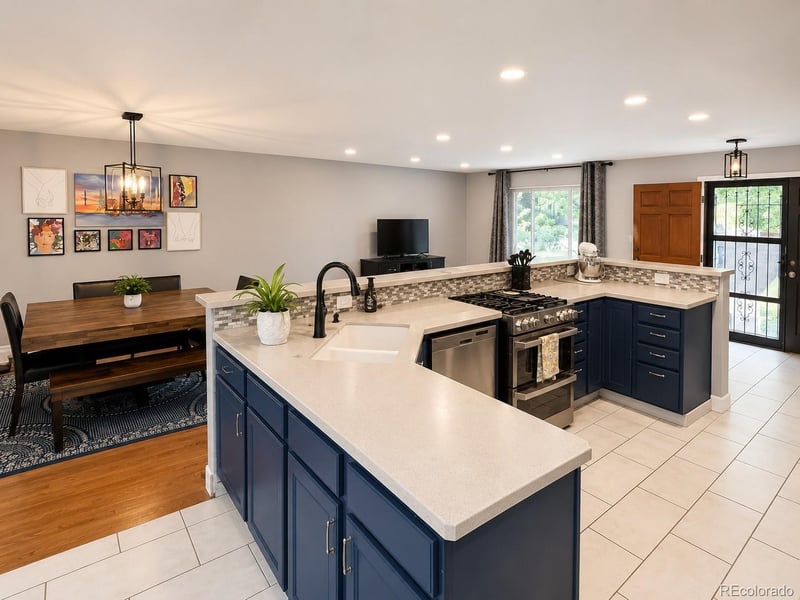 2443 Carr Ct, Lakewood, CO 80227