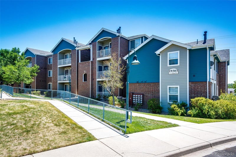 19303 College Dr #201, Aurora, CO 80013
