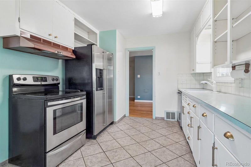 1670 Cook St, Denver, CO 80210