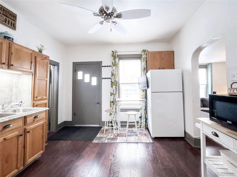 420 Vine St, Julesburg, CO 80737