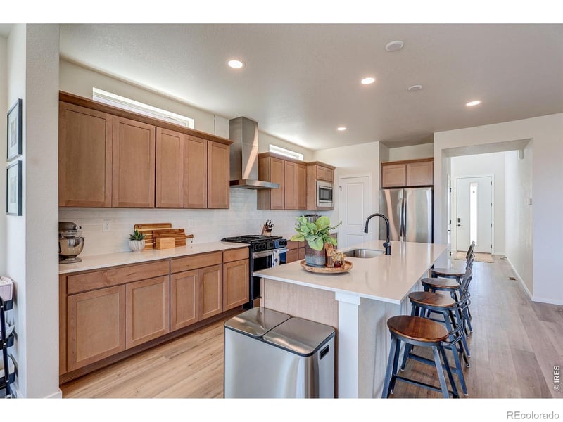 6025 Saddle Horn Dr, Timnath, CO 80547