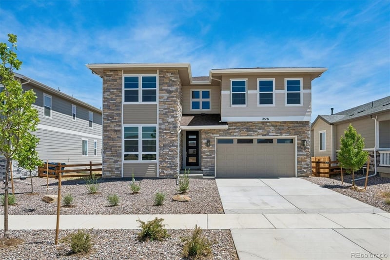25131 Evans Dr, Aurora, CO 80018