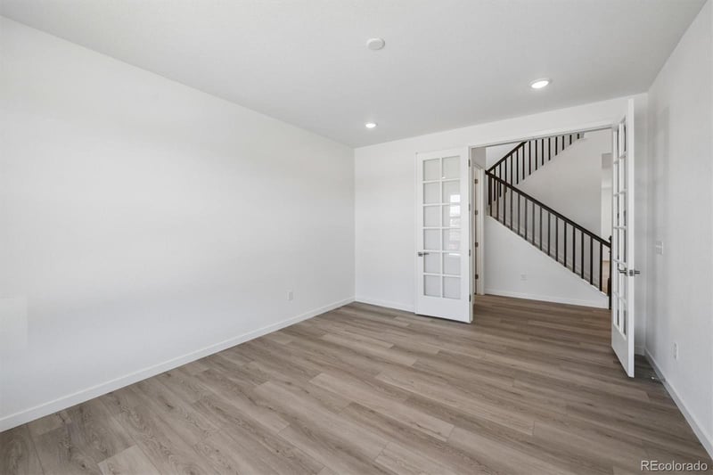 25131 Evans Dr, Aurora, CO 80018