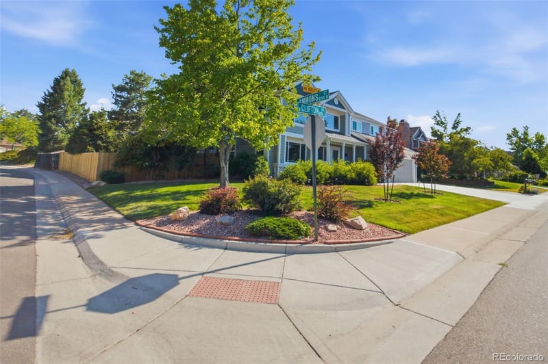 8156 W Clifton Ave, Littleton, CO 80128