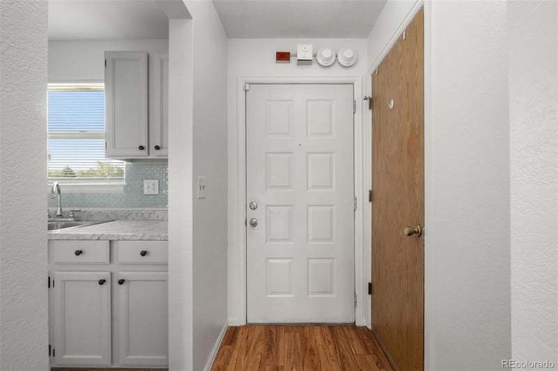 1141 S Gilbert St #204, Castle Rock, CO 80104
