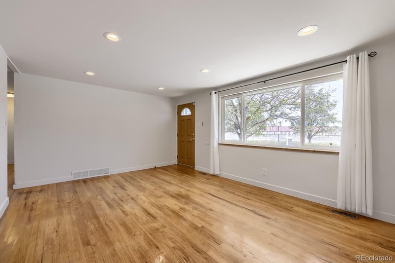 1640 Buchtel Blvd, Denver, CO 80210