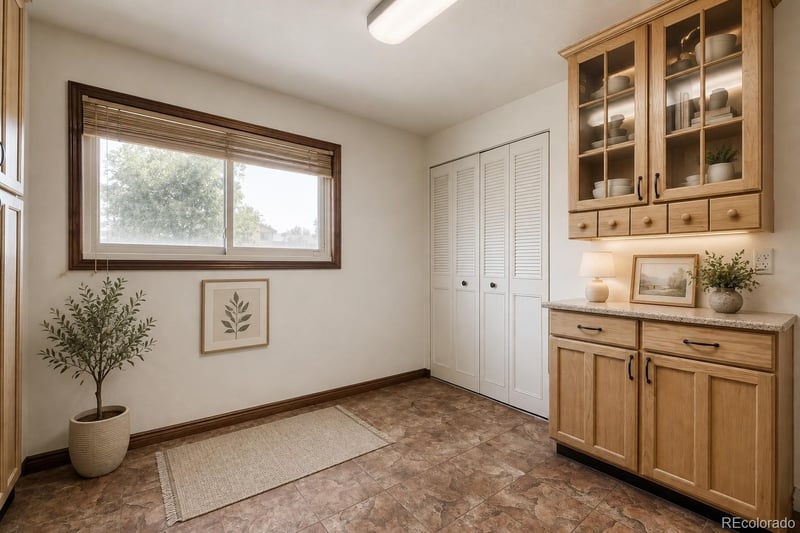 9400 Burgundy Ave, Littleton, CO 80123