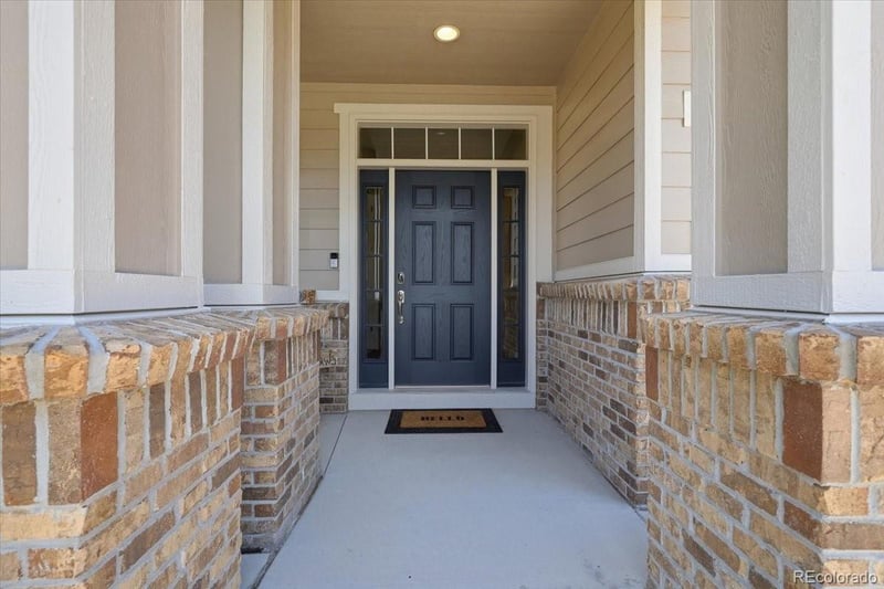 1914 Diamond Head Dr, Castle Rock, CO 80104