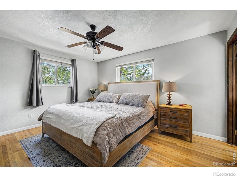 1686 S Holland Ct, Lakewood, CO 80232