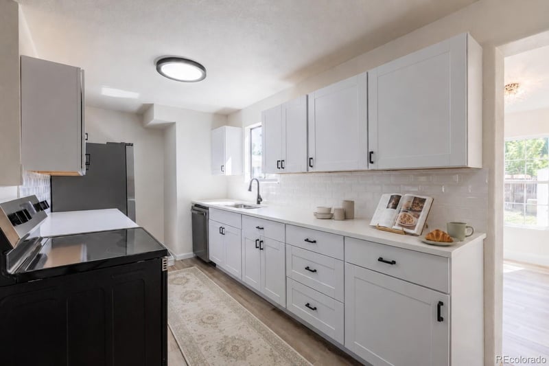 4464 Davenport Way, Denver, CO 80239