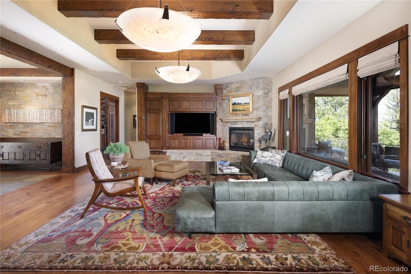 602 Cliffgate Ln, Castle Rock, CO 80108