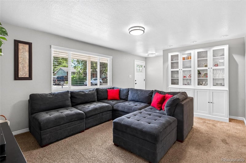 7513 Saulsbury St, Arvada, CO 80003
