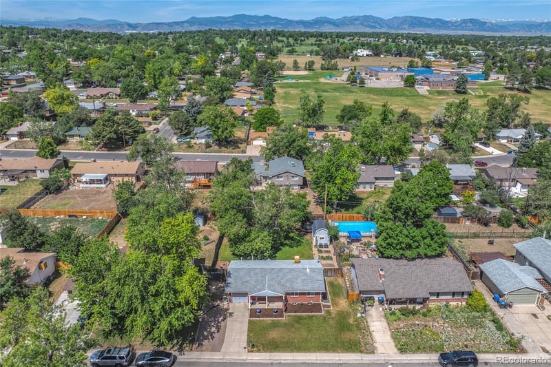 7513 Saulsbury St, Arvada, CO 80003